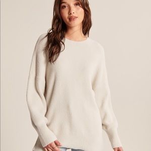 DreamLush Oversized Legging-Friendly Crew Sweater